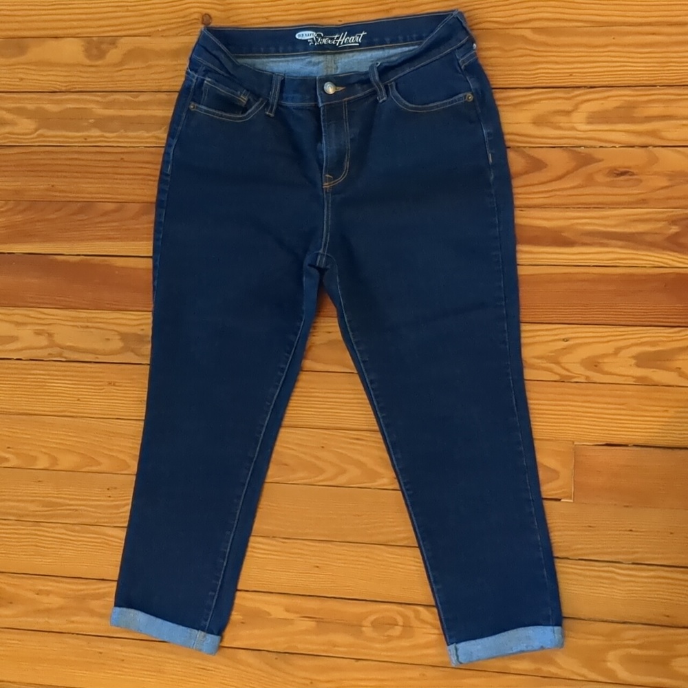 Old Navy Jeans, Sweetheart Fit, Size 6 regular, cropped
